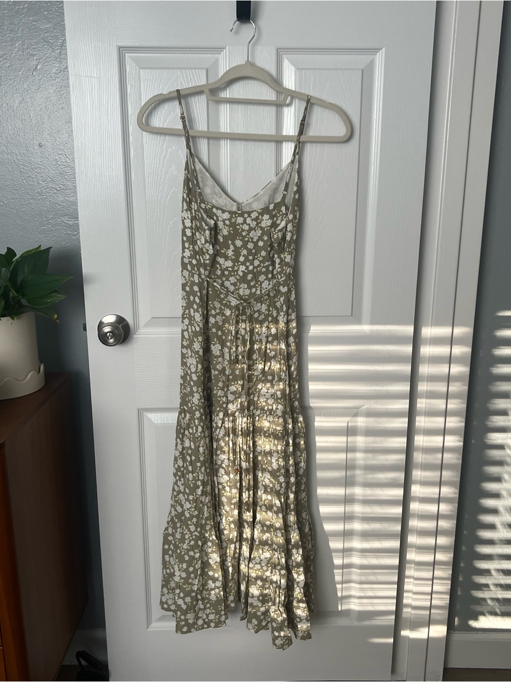 Kivari Olive Green Floral Maxi Slip Dress Size 6 - Picture 3 of 5
